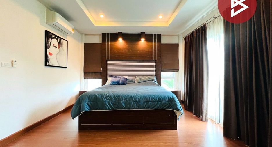 Casa en venta de 4 habitaciones en Phra Pradaeng, Samut Prakan