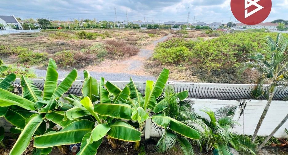 Casa en venta de 4 habitaciones en Phra Pradaeng, Samut Prakan