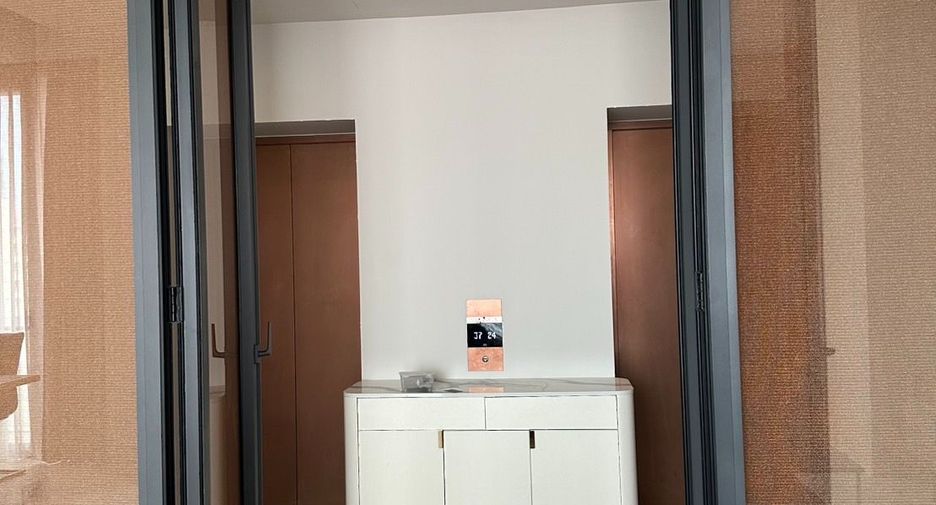 Wohnung zur Miete und zum Kauf mit 2 Zimmer in Watthana, Bangkok