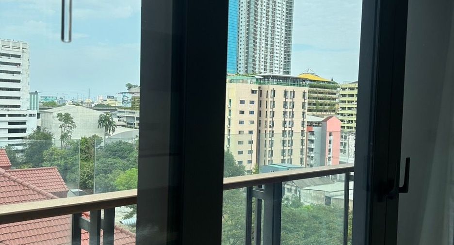 Wohnung zur Miete und zum Kauf mit 2 Zimmer in Watthana, Bangkok