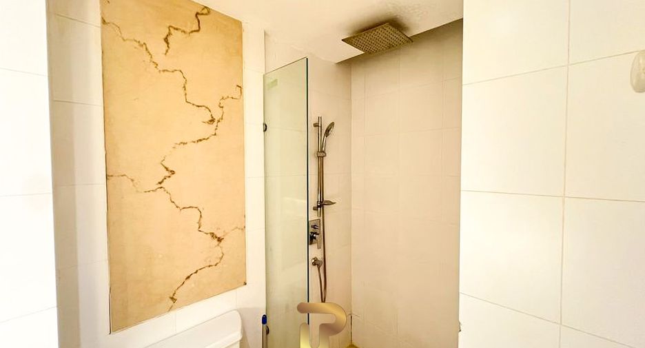 À vendre 2 chambres condo à Jomtien, Pattaya