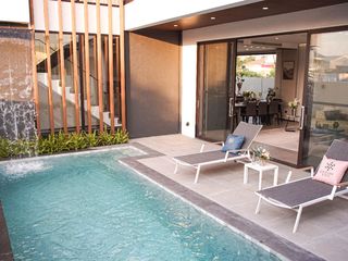 Villa zum Kauf mit 4 Zimmer in Bang Lamung, Chonburi