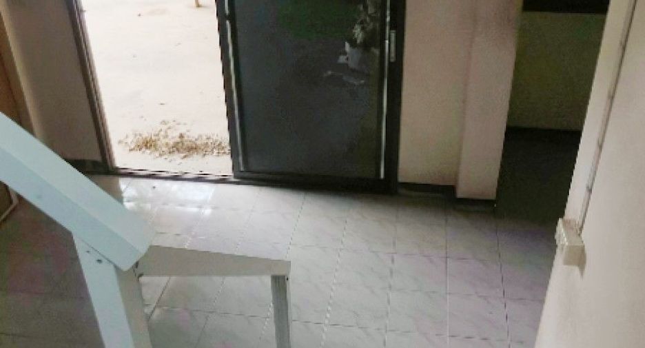For sale 3 bedrooms house in Nong Chok, Bangkok
