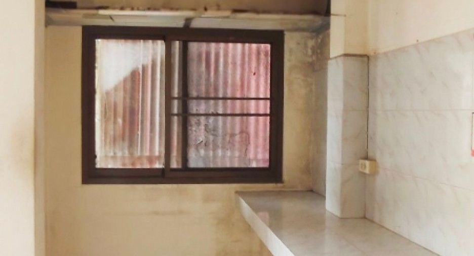 For sale 3 bedrooms house in Nong Chok, Bangkok