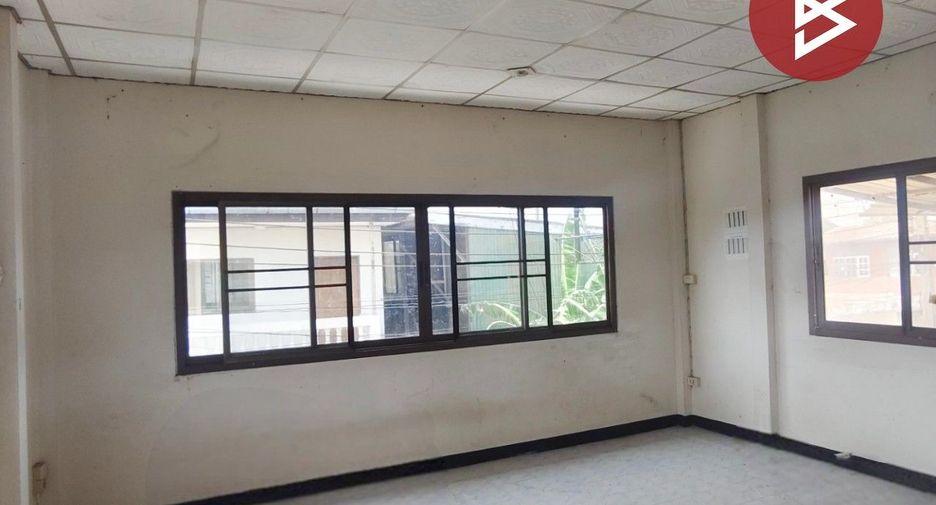 For sale 3 bedrooms house in Nong Chok, Bangkok