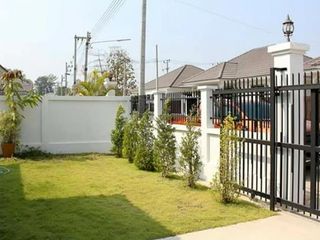 For rent 3 bedrooms house in Saraphi, Chiang Mai