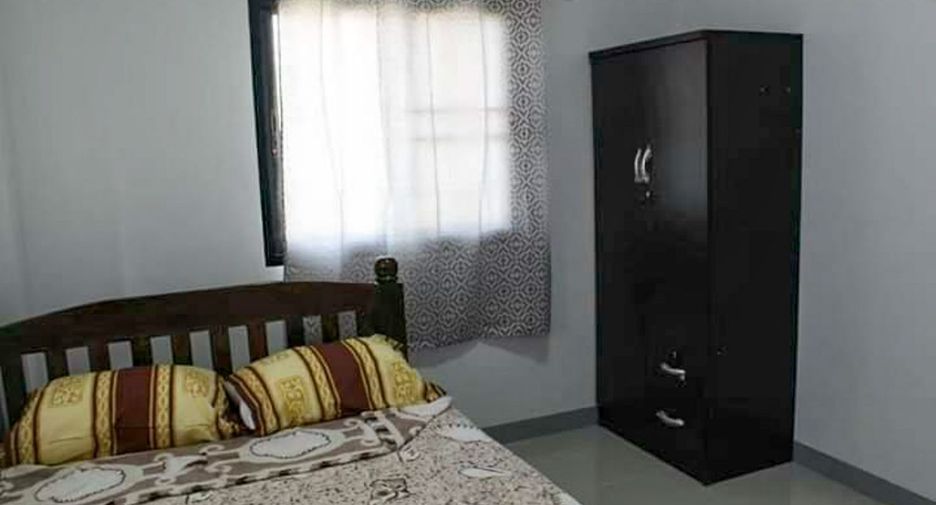 For rent 3 bedrooms house in Saraphi, Chiang Mai