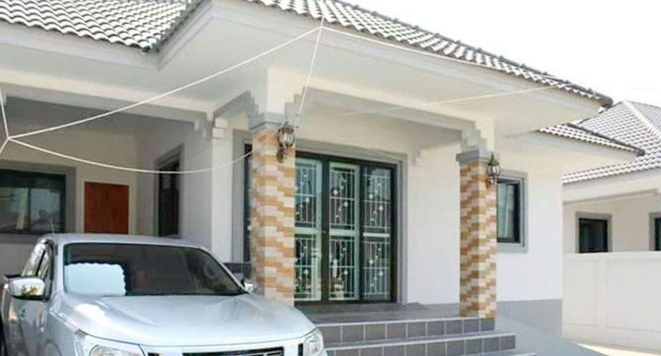 For rent 3 bedrooms house in Saraphi, Chiang Mai