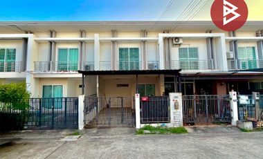 For sale 3 bedrooms house in Khlong Sam Wa, Bangkok