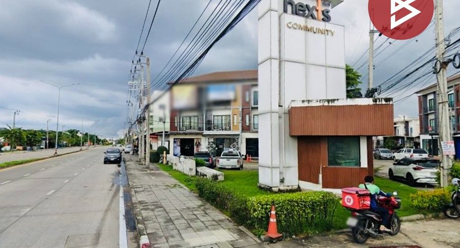 For sale 3 bedrooms house in Khlong Sam Wa, Bangkok