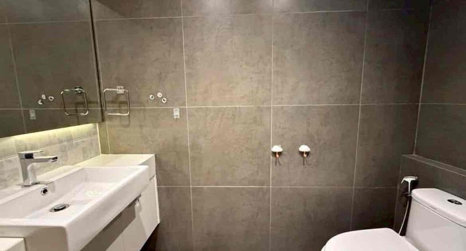 For rent 4 bedrooms villa in Bang Lamung, Chonburi