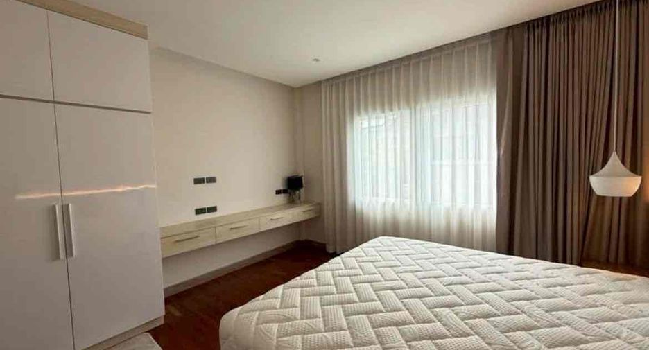 For rent 4 bedrooms villa in Bang Lamung, Chonburi