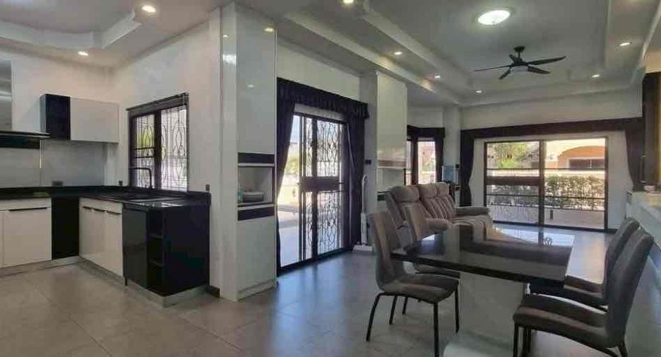For sale and for rent 3 bedrooms villa in Bang Lamung, Chonburi