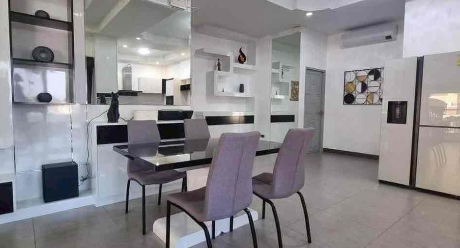 For sale and for rent 3 bedrooms villa in Bang Lamung, Chonburi