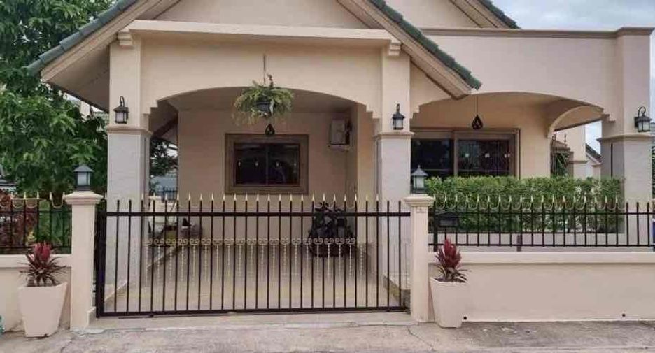 For sale and for rent 3 bedrooms villa in Bang Lamung, Chonburi