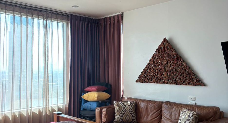 For rent 3 bedrooms condo in Bang Kho Laem, Bangkok