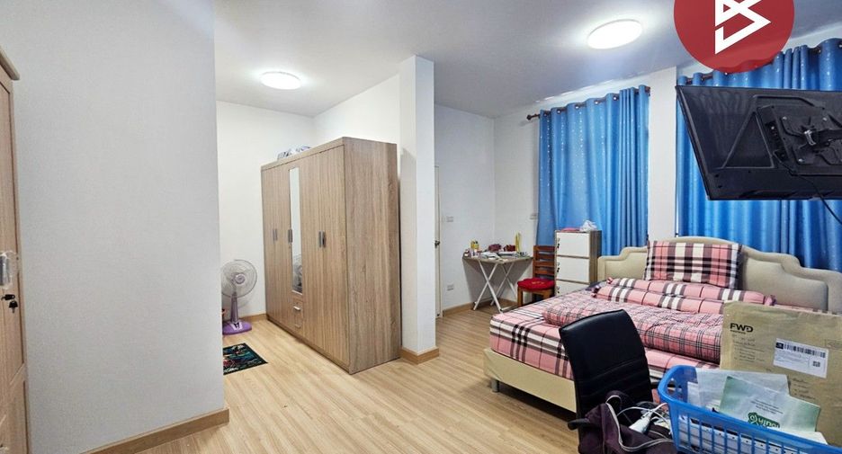 For sale 4 bedrooms house in Bang Phli, Samut Prakan