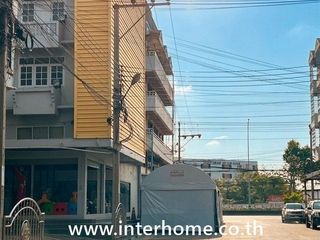 For sale retail Space in Bang Khun Thian, Bangkok