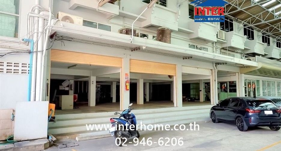For sale retail Space in Bang Khun Thian, Bangkok