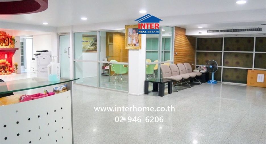 For sale retail Space in Bang Khun Thian, Bangkok