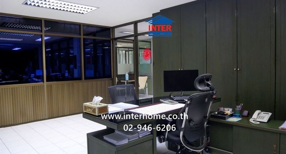 For sale retail Space in Bang Khun Thian, Bangkok