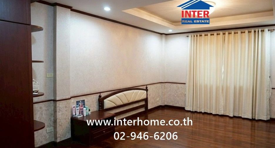 For sale retail Space in Bang Khun Thian, Bangkok