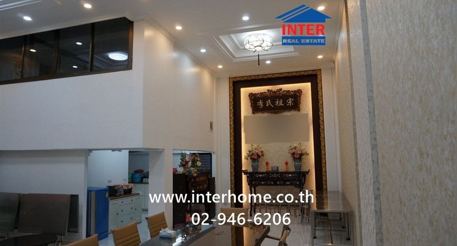 For sale retail Space in Bang Khun Thian, Bangkok