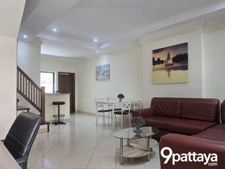 Reihenhaus zur Miete mit 4 Zimmer in Bang Lamung, Chonburi