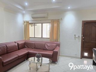 Reihenhaus zur Miete mit 4 Zimmer in Bang Lamung, Chonburi