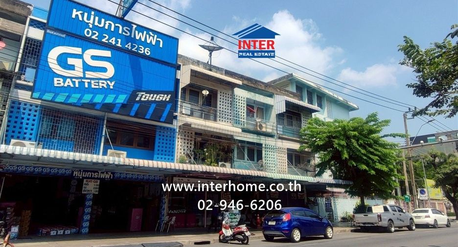 For sale 3 bedrooms retail Space in Dusit, Bangkok