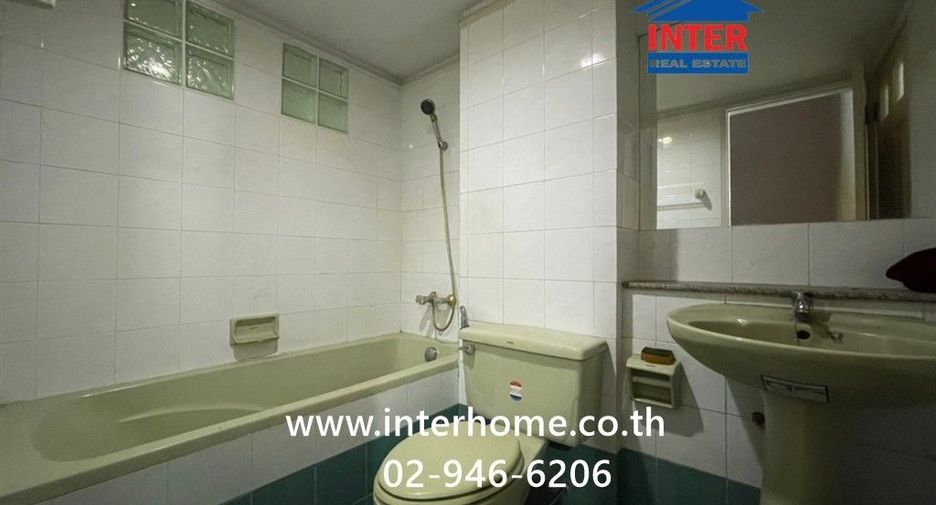 À vendre 3 chambres maison de ville à Mueang Nonthaburi, Nonthaburi