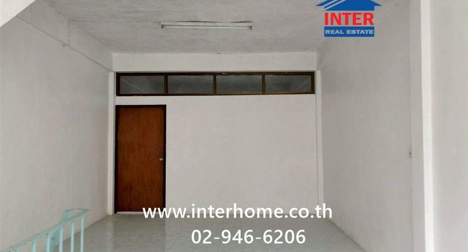 For sale 3 bedrooms retail Space in Bang Bon, Bangkok