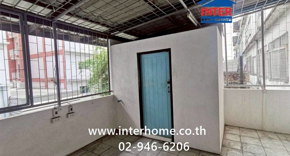 For sale 3 bedrooms retail Space in Bang Bon, Bangkok