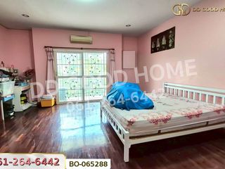 Продажа 4 спальни таунхаус в Mueang Nonthaburi, Нонтабури