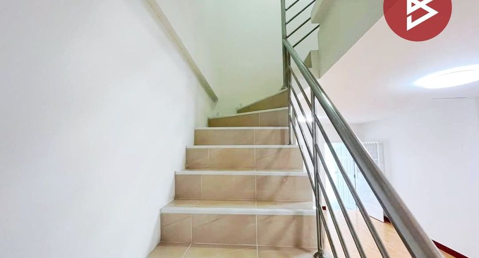 For sale 2 bedrooms townhouse in Bang Sao Thong, Samut Prakan