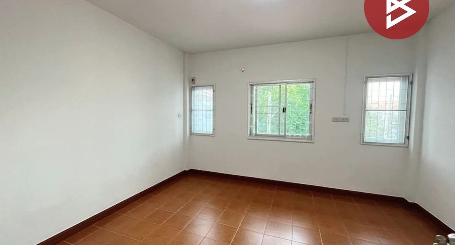 For sale 2 bedrooms townhouse in Bang Sao Thong, Samut Prakan