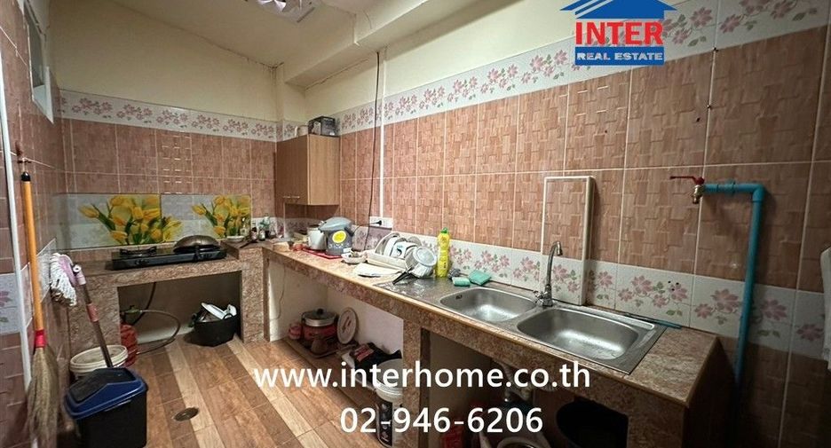 For sale 3 bedrooms townhouse in Bang Bo, Samut Prakan