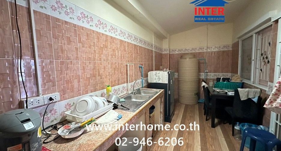 For sale 3 bedrooms townhouse in Bang Bo, Samut Prakan