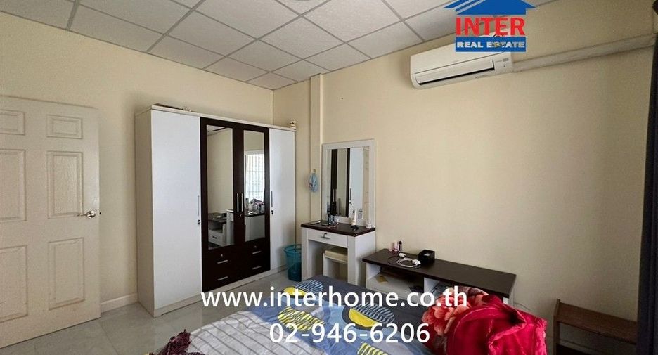 For sale 3 bedrooms townhouse in Bang Bo, Samut Prakan