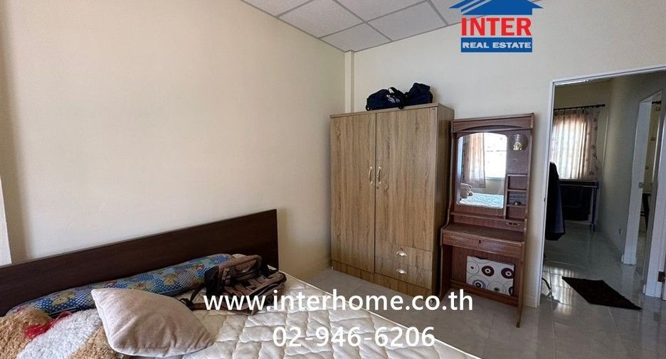 For sale 3 bedrooms townhouse in Bang Bo, Samut Prakan