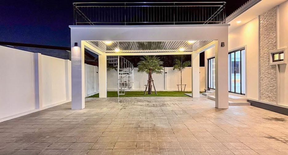 Villa en venta de 3 habitaciones en Bang Lamung, Chonburi