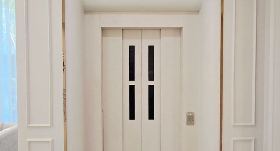 For rent 5 bedrooms townhouse in Bang Phli, Samut Prakan