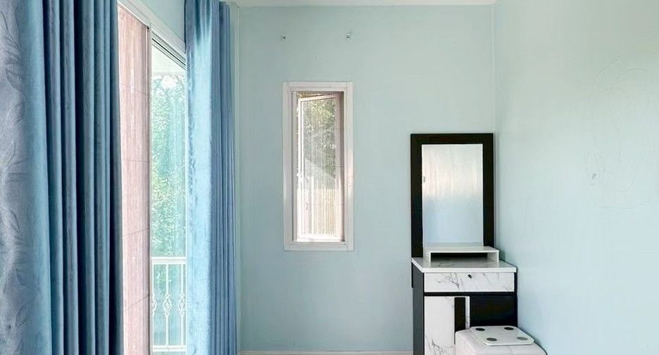 Haus zum Kauf mit 3 Zimmer in Phanat Nikhom, Chonburi