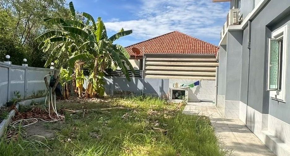 Haus zum Kauf mit 3 Zimmer in Phanat Nikhom, Chonburi