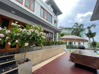 À louer et à vendre 5 chambres maison à Bang Lamung, Chonburi