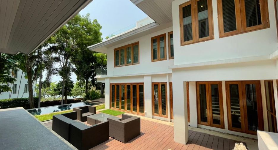 For rent and for sale 5 bedrooms house in Bang Lamung, Chonburi