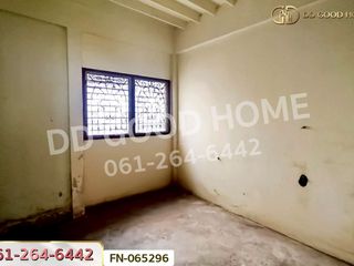 For sale 5 ベッドルーム house in Sam Phran, Nakhon Pathom