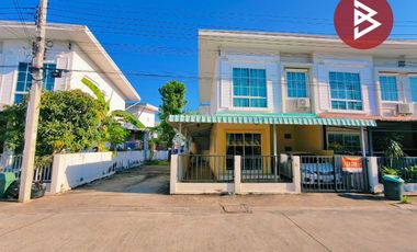 Reihenhaus zum Kauf mit 4 Zimmer in Mueang Samut Prakan, Samut Prakan