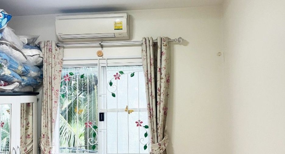À vendre 3 chambres maison de ville à Phra Pradaeng, Samut Prakan