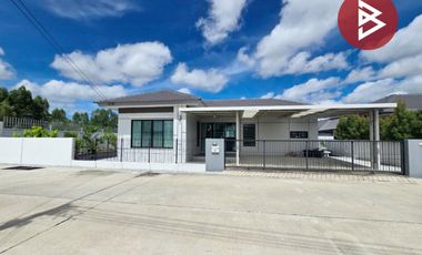 Haus zum Kauf mit 3 Zimmer in Si Racha, Chonburi